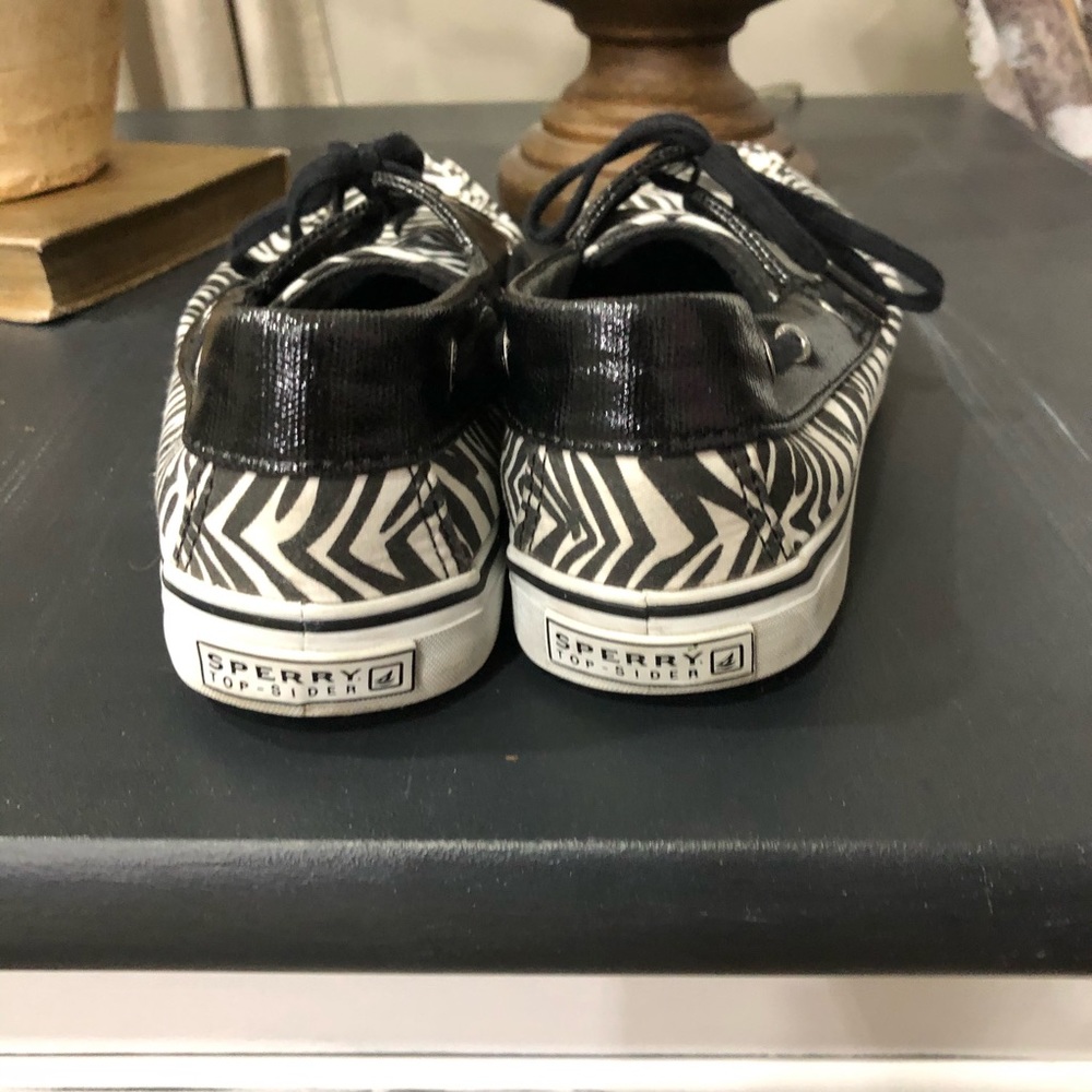 Sperry boat shoes zebra print size 9 - Picture 3 of 4